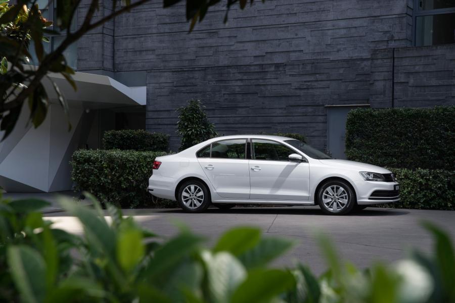  Volkswagen Jetta 2015 года  (AU) (фото 13 из 27)